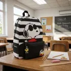 mochila_snoopy_peanuts_negro_con_lentes_-2-